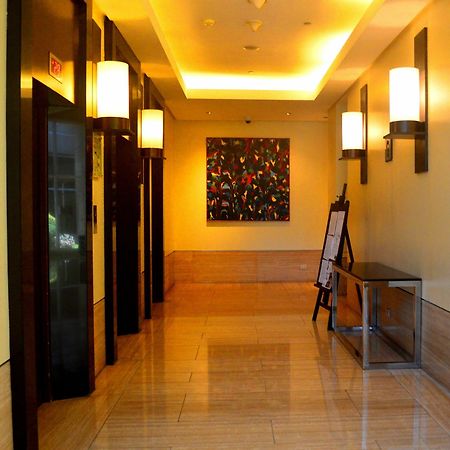 South Of Market Private Residences Taguig Exterior foto