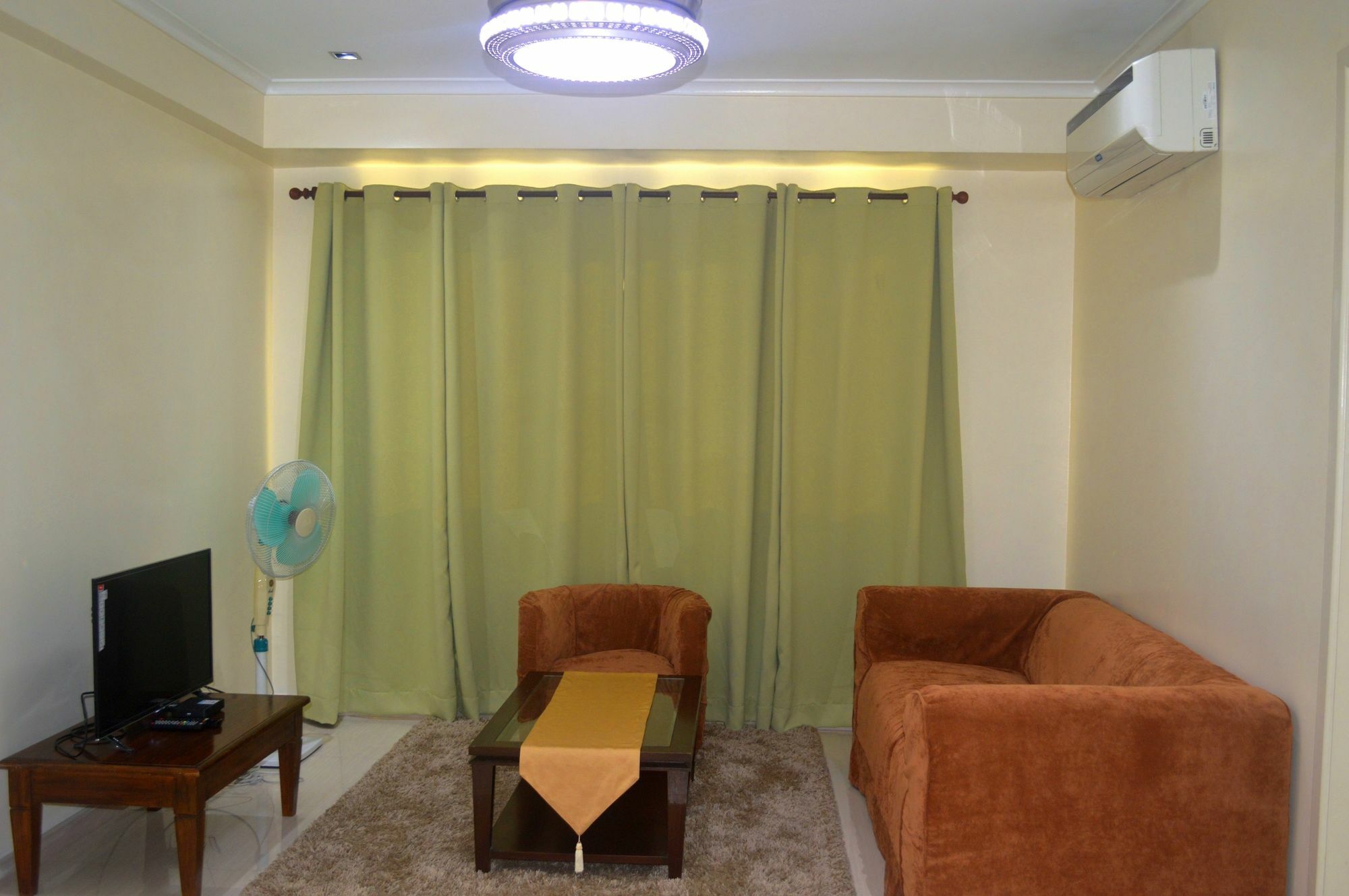 South Of Market Private Residences Taguig Exterior foto
