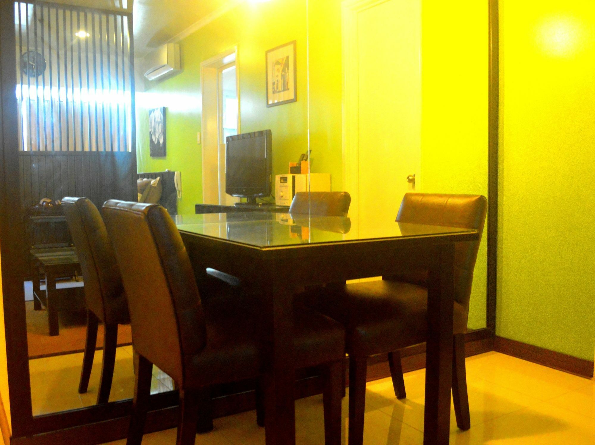 South Of Market Private Residences Taguig Exterior foto