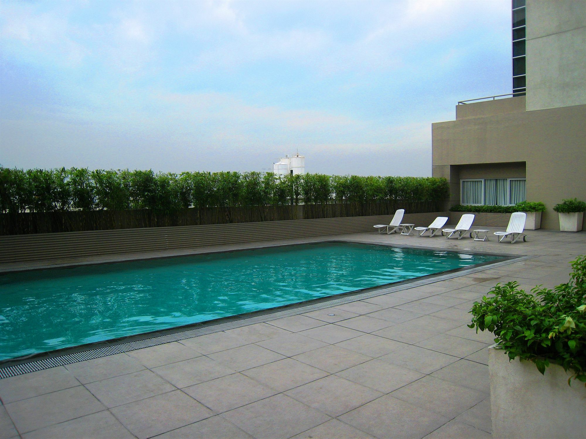 South Of Market Private Residences Taguig Exterior foto